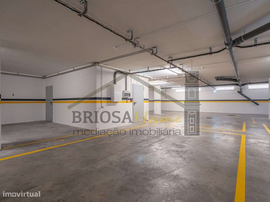 Apartamento T4, com vista mar, na Figueira da Foz-43