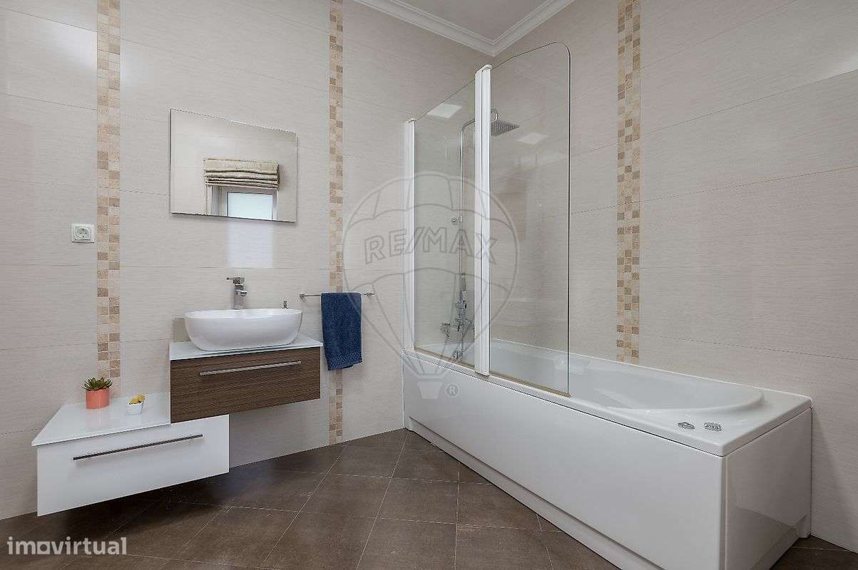 Moradia T4 para venda-14