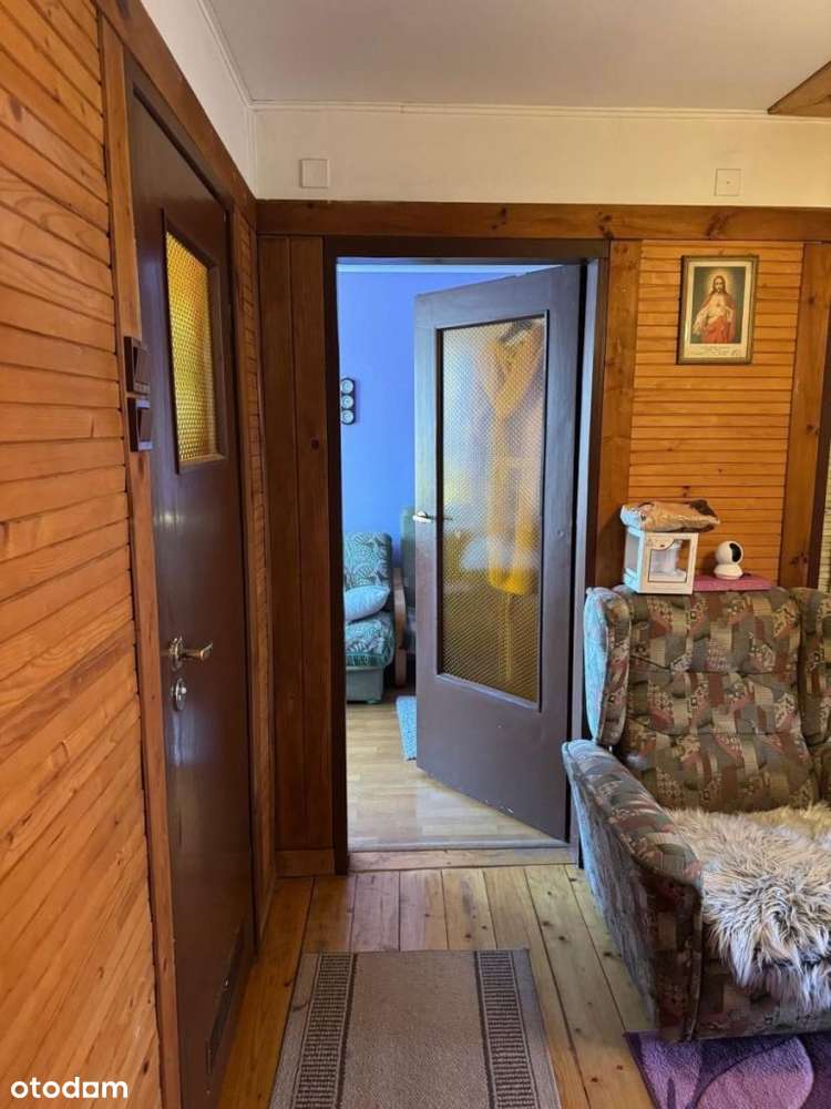 Skrajny segment w super lokalizacji !-9