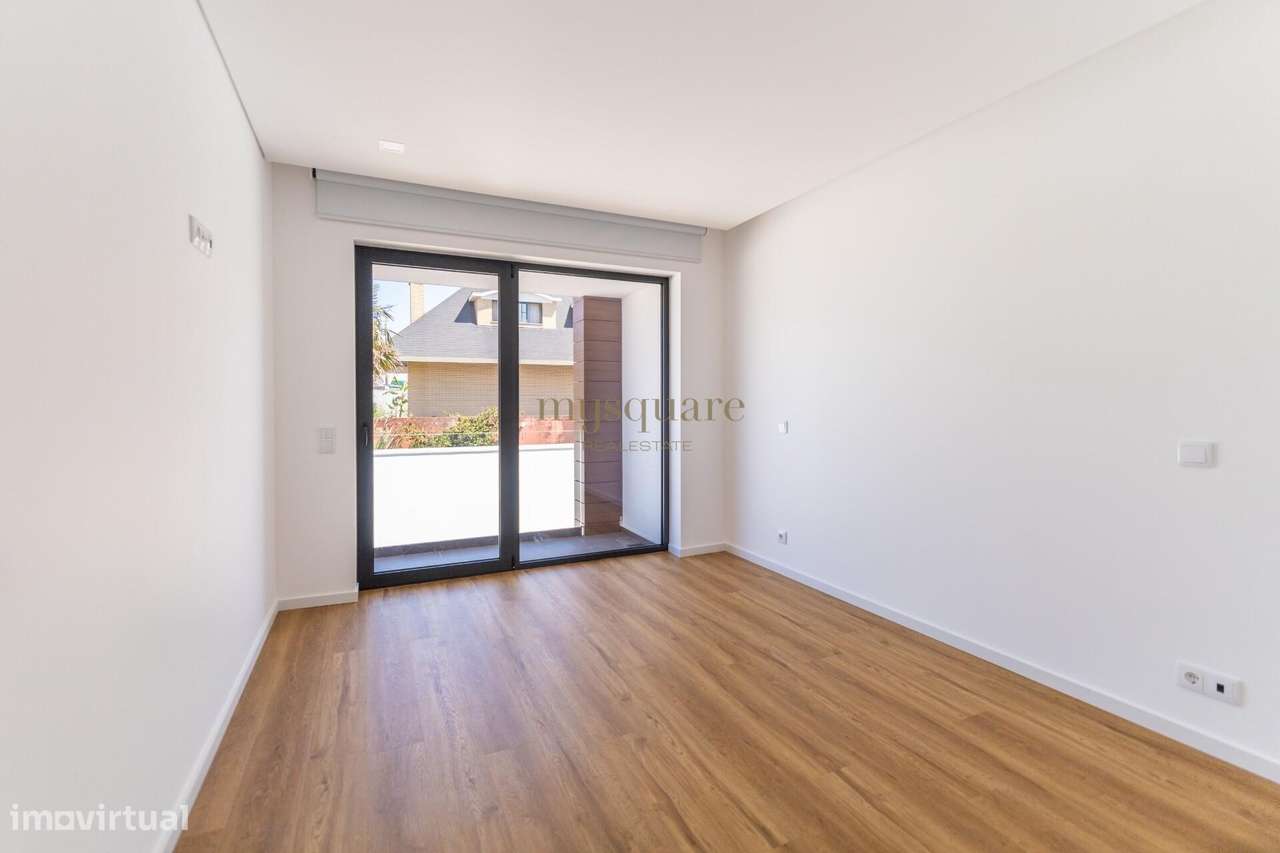 Moradia geminada T4 - Canidelo, Gaia-25