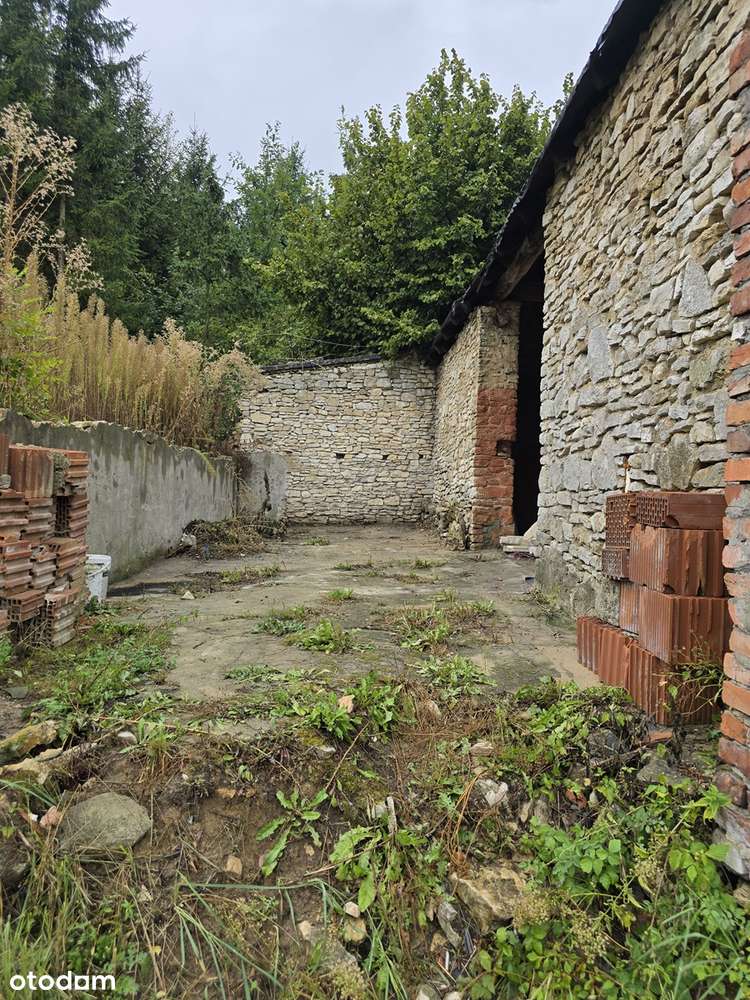 Budynek do przekształcenia na mieszkalny, Myszkowice-6