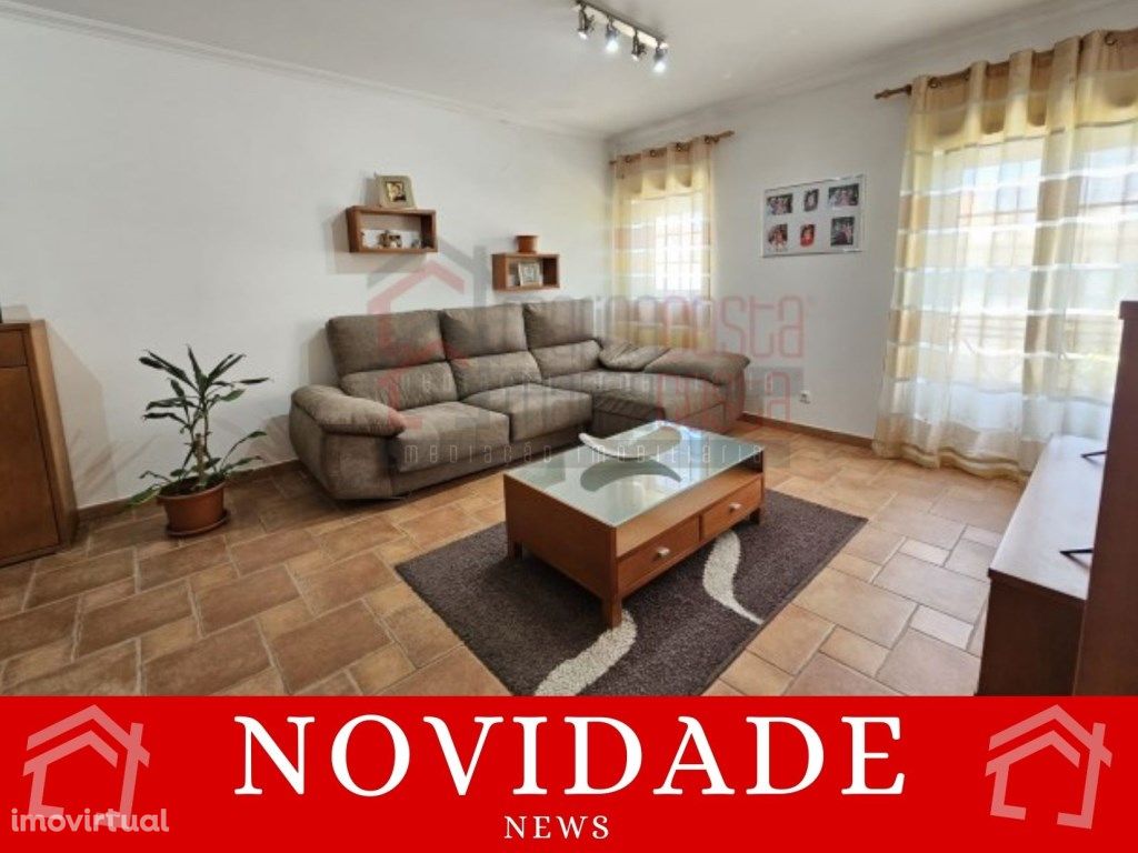 Apartamento T2 duplex no centro de At...