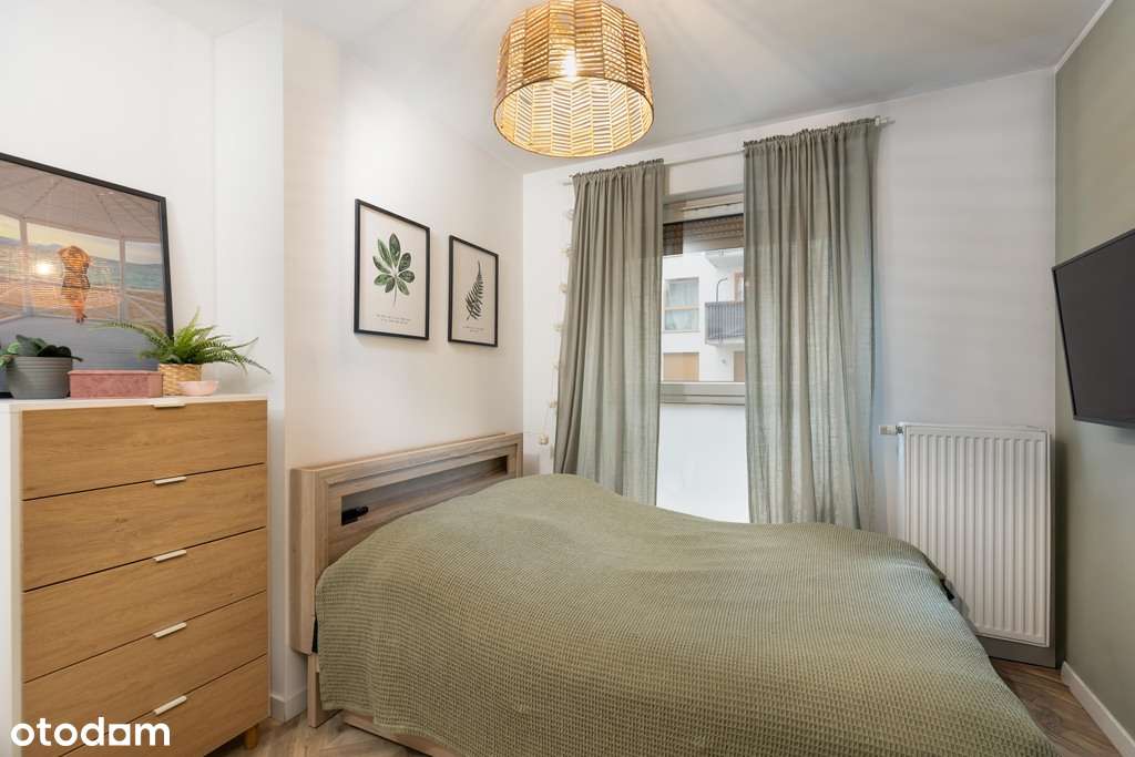 Zadbane, 2 pokoje z osobną kuchnią, duży balkon-6