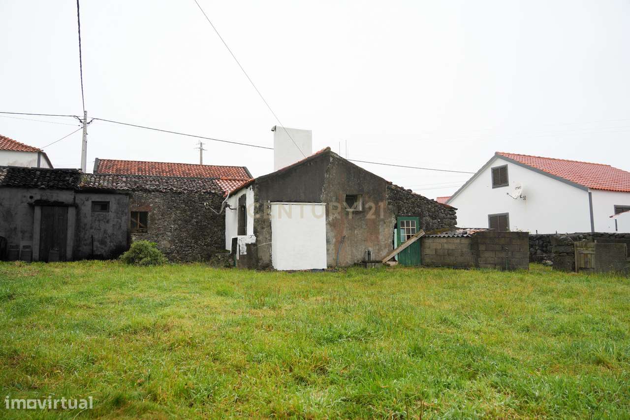 Moradia T1 com Potencial Único na Fajã Grande – Ilha das Flores-16