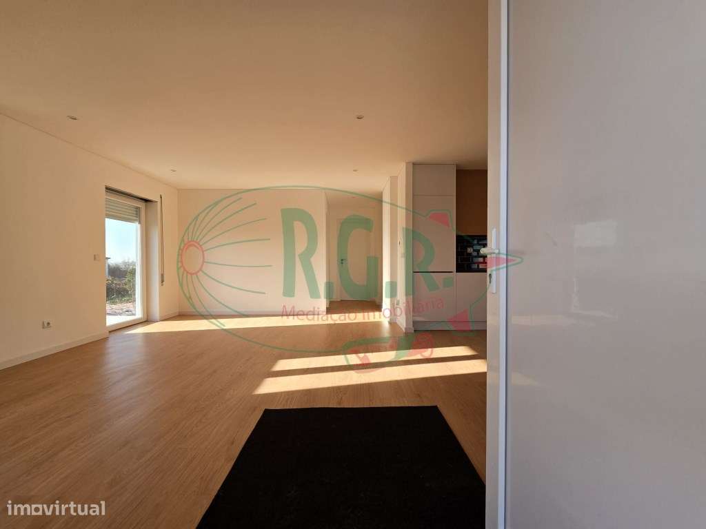 Andar Moradia T3 Renovado - Área Exterior Privativa - Valbom - Grande imagem: 3/43