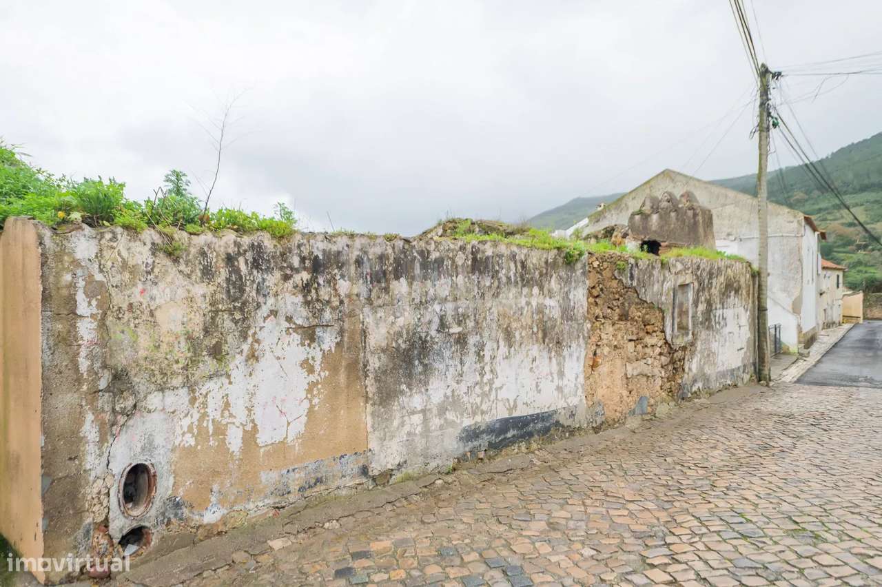 Ruina | Centro de Bucelas - Grande imagem: 5/9