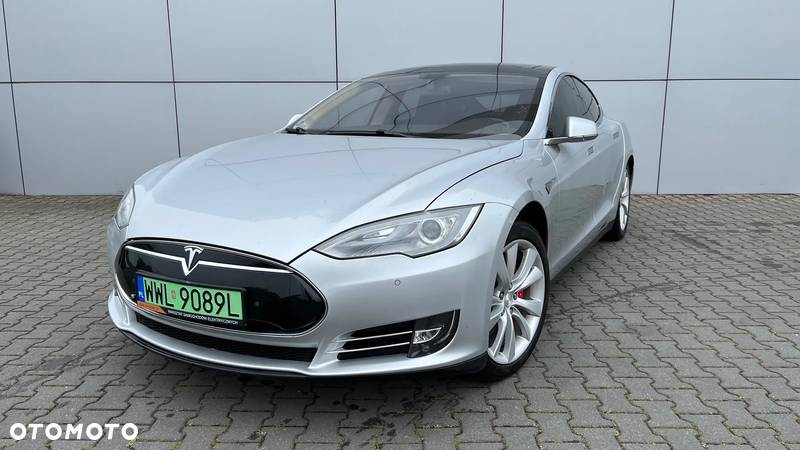 Tesla Model S D - 1