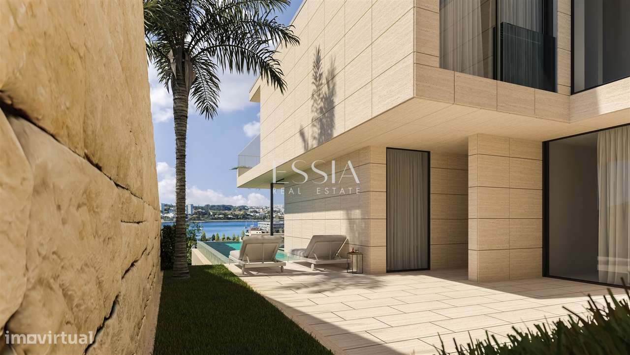 Canidelo | Moradia de Luxo com Vistas Rio e Mar em Condomínio Privado-1