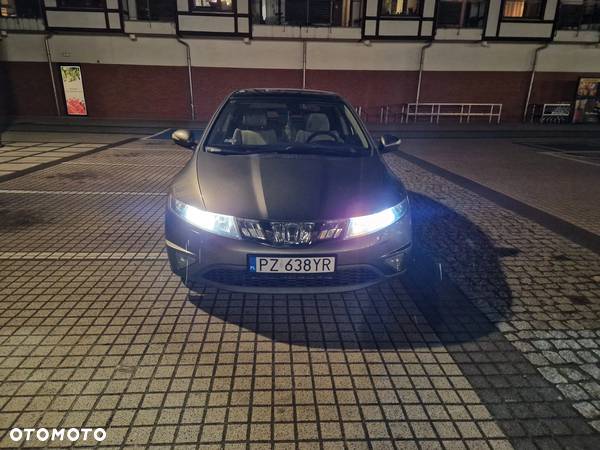 Honda Civic 1.8 Executive - 14