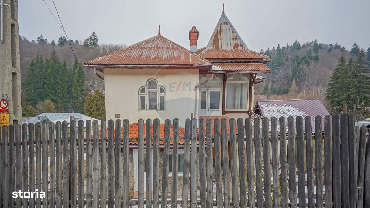 Casă / Vilă cu camere de vânzare în zona Exterior Sud