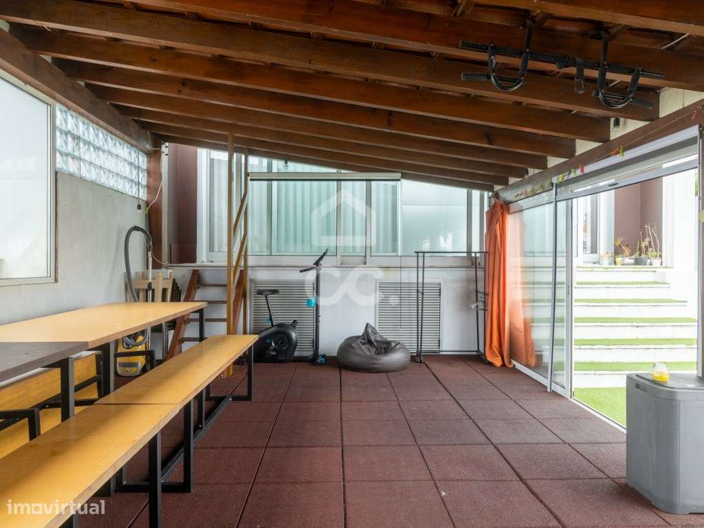 Moradia de Gaveto T3 em Ribeirão-16