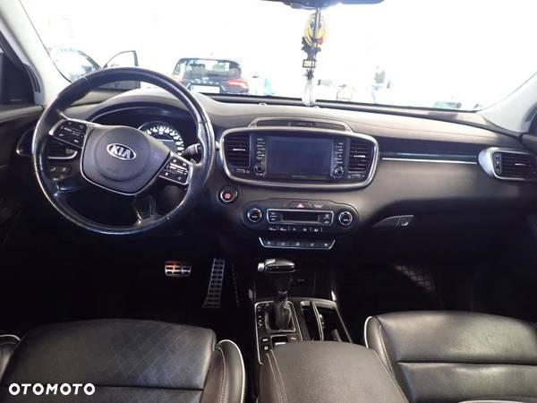 Kia Sorento 2.2 CRDI GT Line - 5