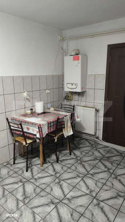 Apartament 4 camere, decomandat, parter, 78 mp, zona Burdujeni - Imagine principală: 4/10