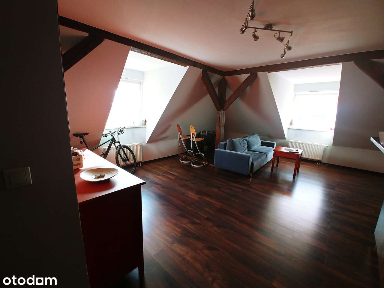 Mieszkanie 2 pokoje , teren zamknięty , atrakcyjna cena-6