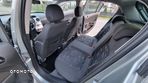 Opel Corsa 1.4 16V Cosmo - 21