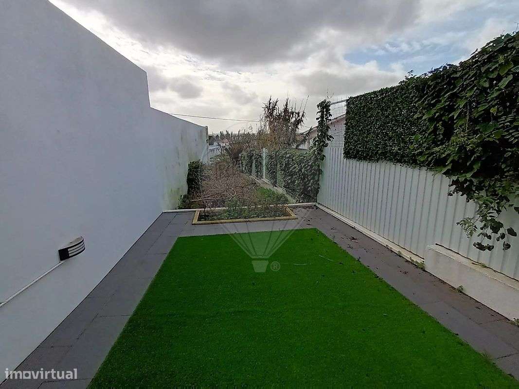 Moradia T4 para venda-13