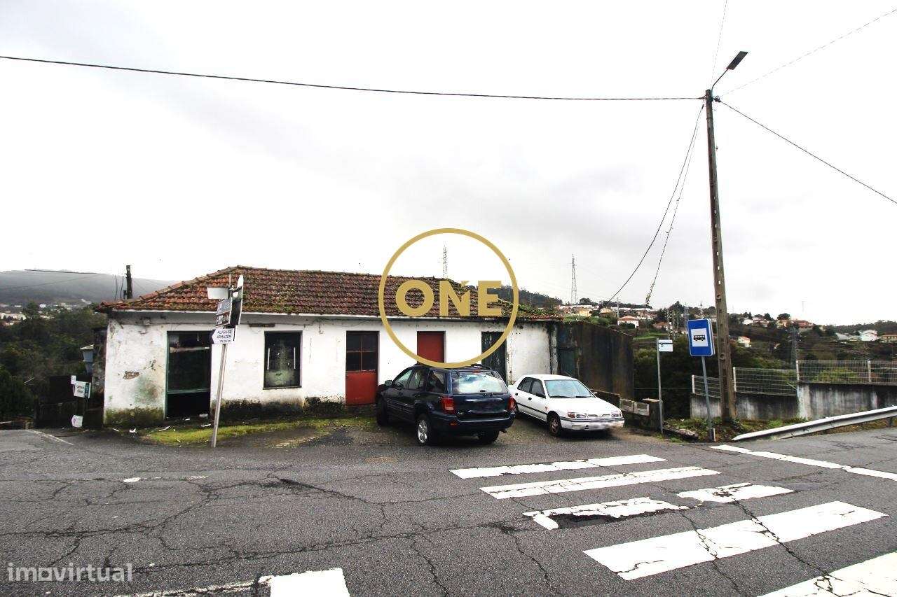 Moradia em Ruínas em Bairro - Grande imagem: 4/6