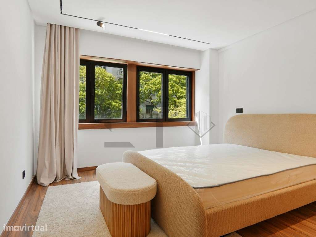 Apartamento T1 Totalmente Renovado com Acabamentos de Luxo, Varanda...-10