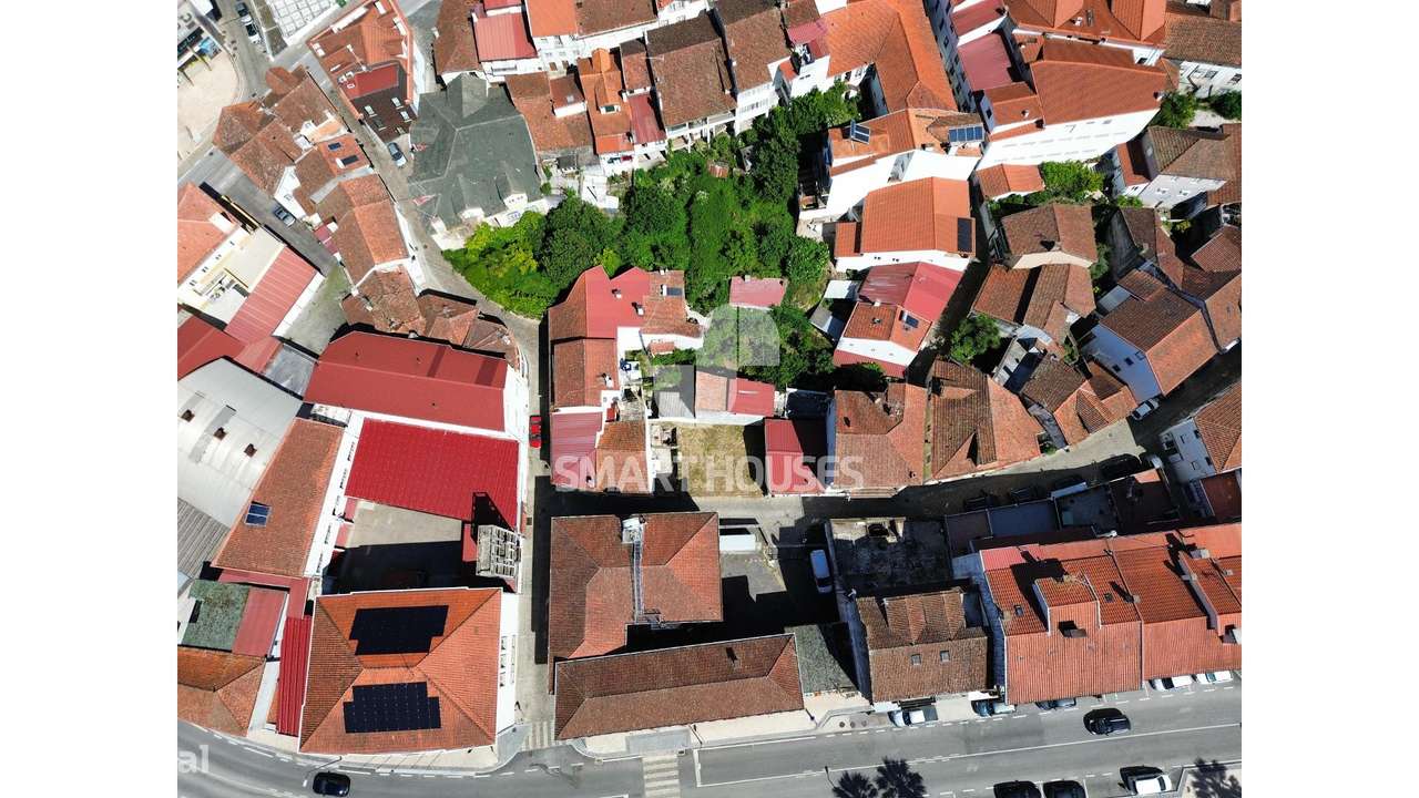 Prédio T3 + Loja no centro Arganil-36