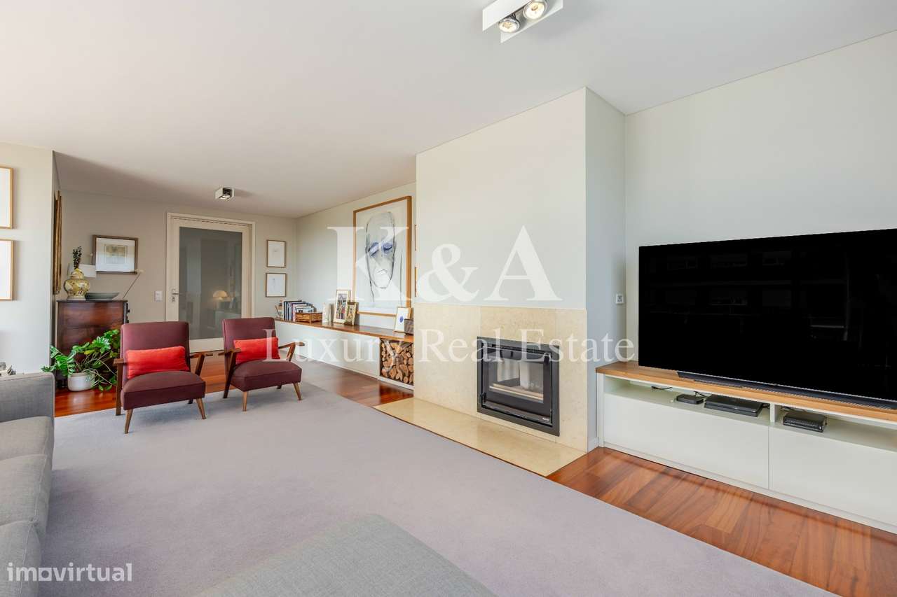 Apartamento T4 em Matosinhos Sul com varanda e vista mar.-11