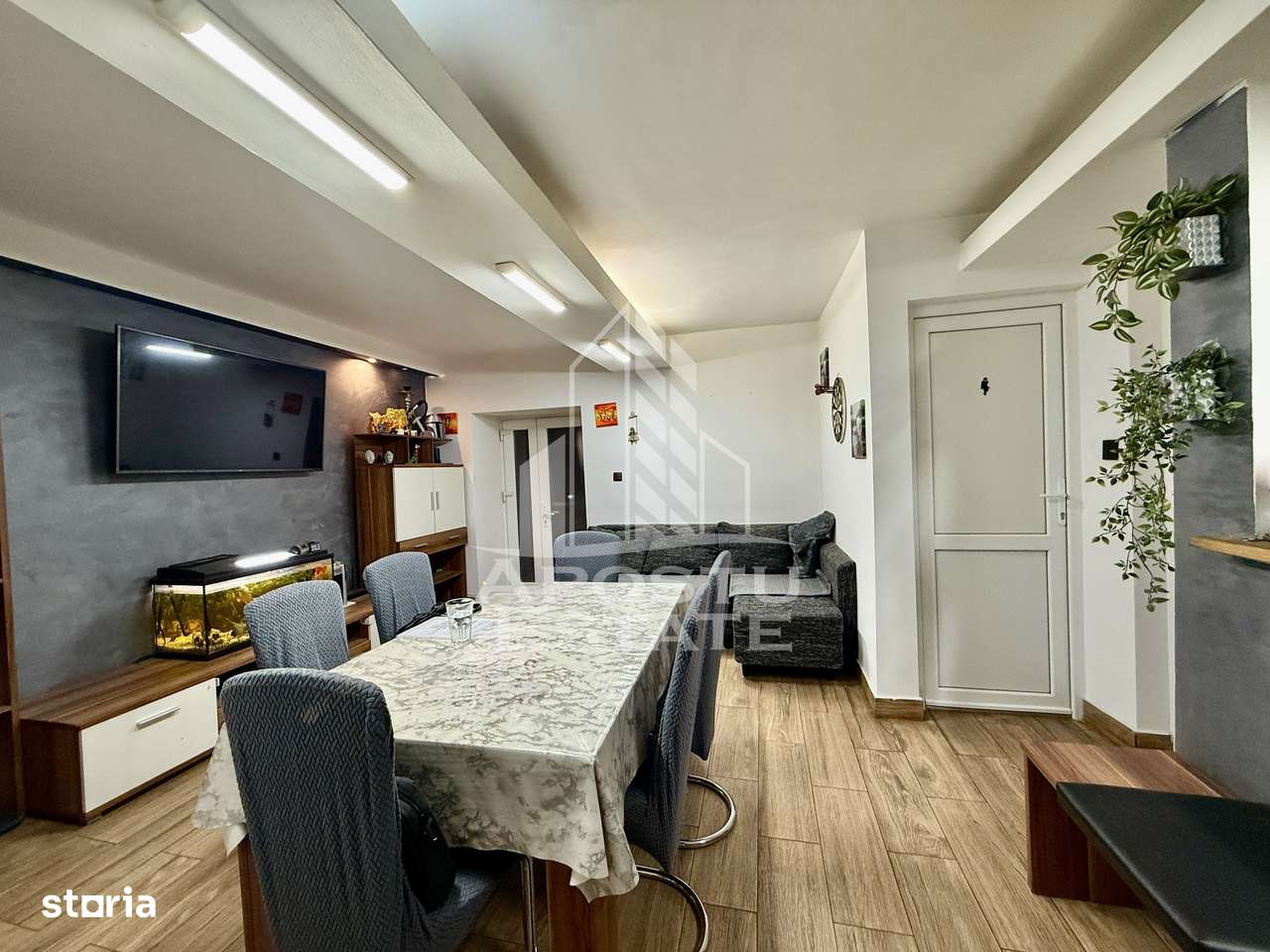 Apartament 4 camere, renovat, centrala proprie, Complexul Studentesc - Imagine principală: 2/16