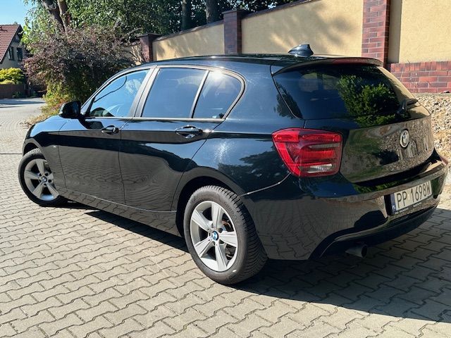 BMW 1 Series F20/F21 (2011-2019) 118i Sport Line 2012