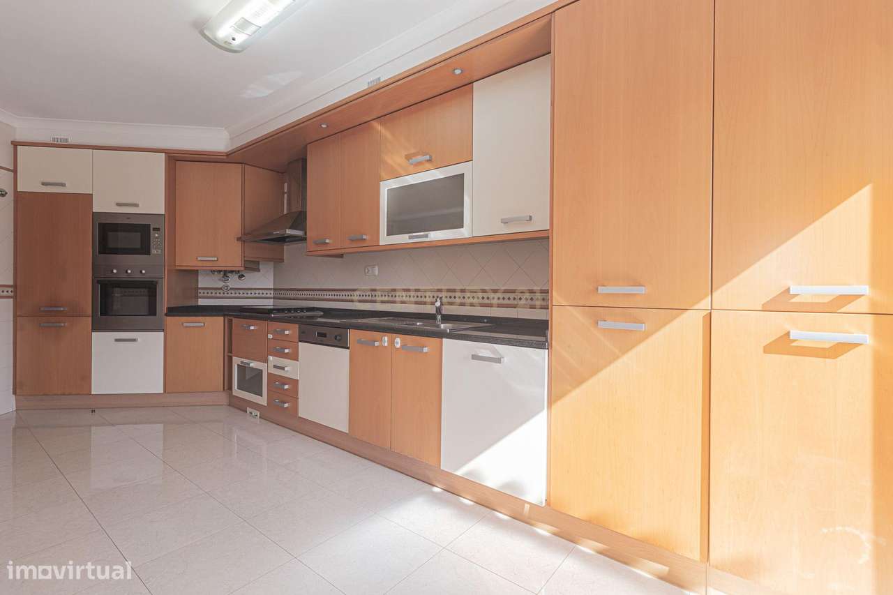 Apartamento T2 em Mafra — Luminoso, Espaçoso e Pronto a Viver-11