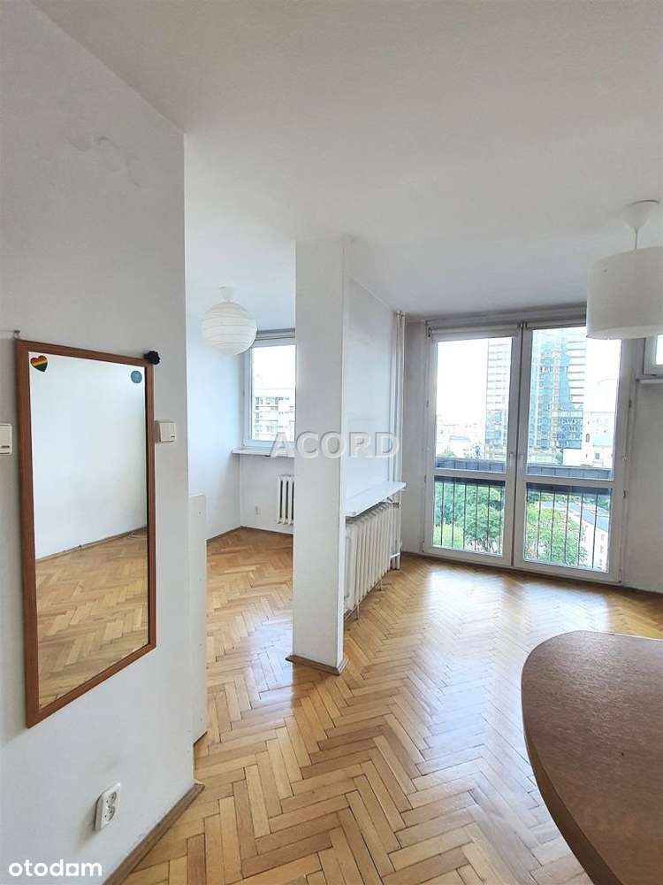 Jana Pawła/Świętokrzyska 27,4m2 z piękną panoramą-2