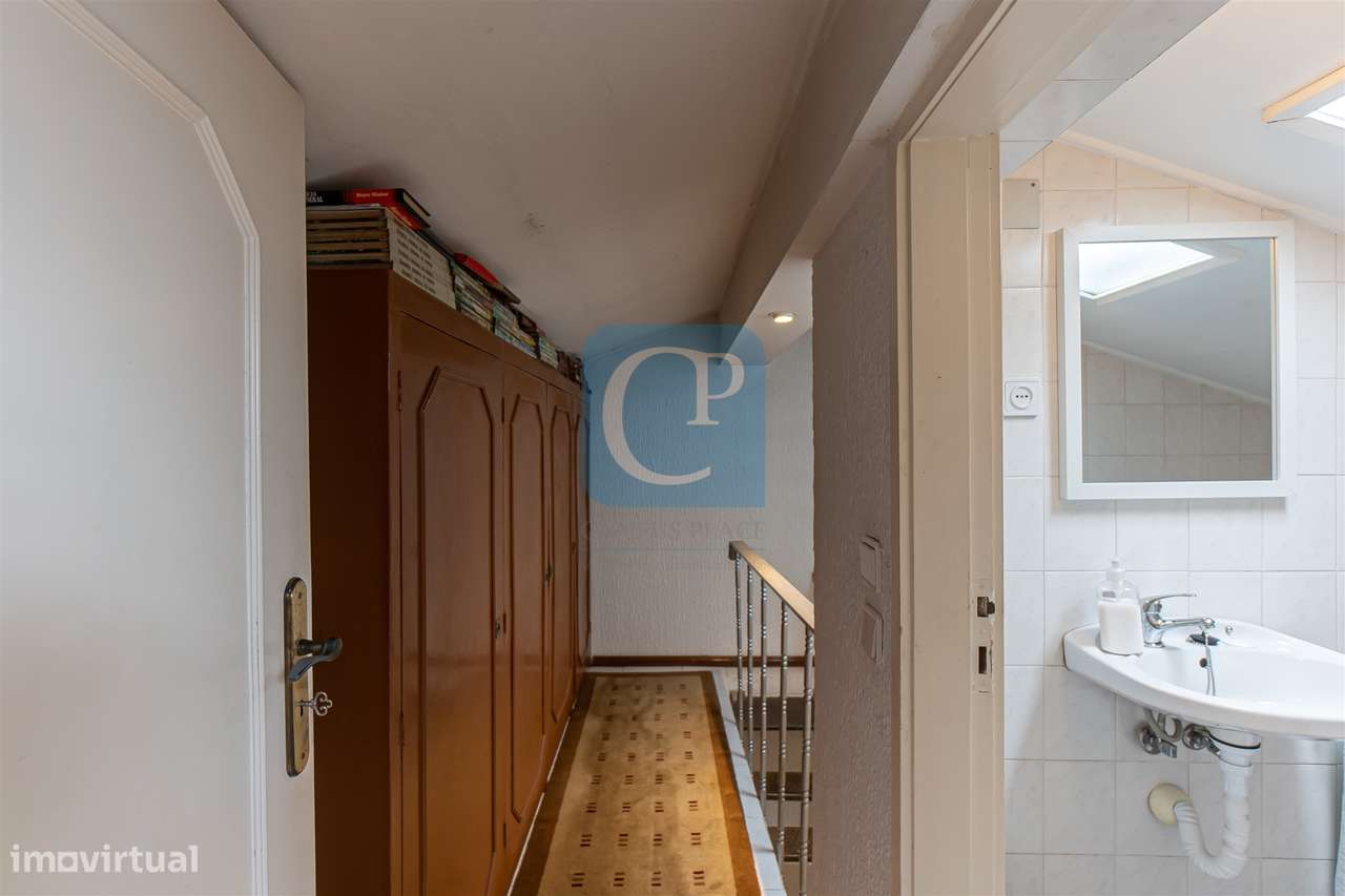 Andar Moradia T3 Duplex  em Pedrouços, Maia-13