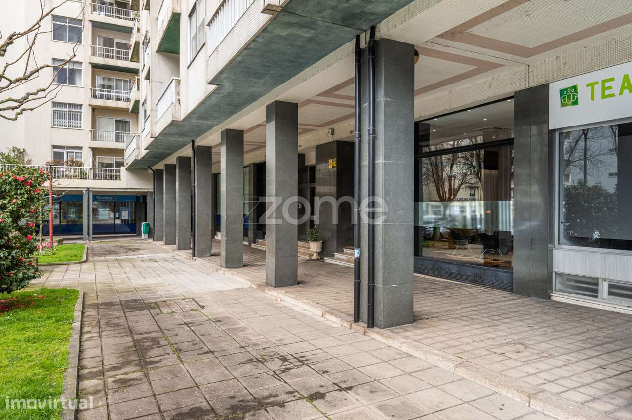 Loja para Trespasse à Constituição-Porto Oportunidade de Investimen... - Grande imagem: 3/29