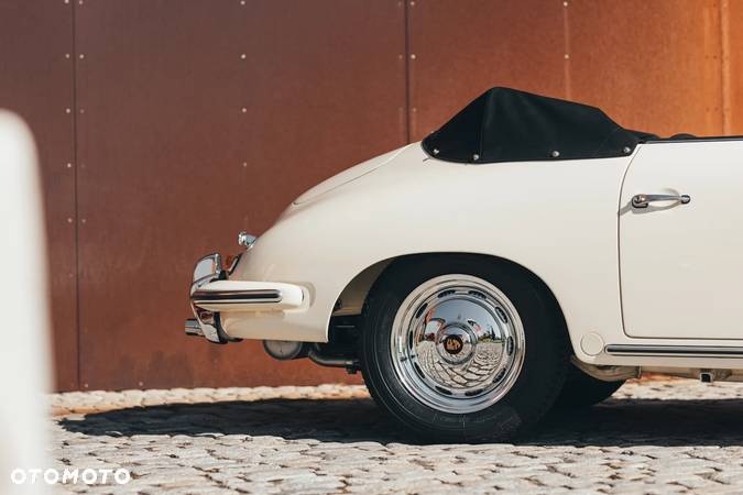 Porsche 356 - 12