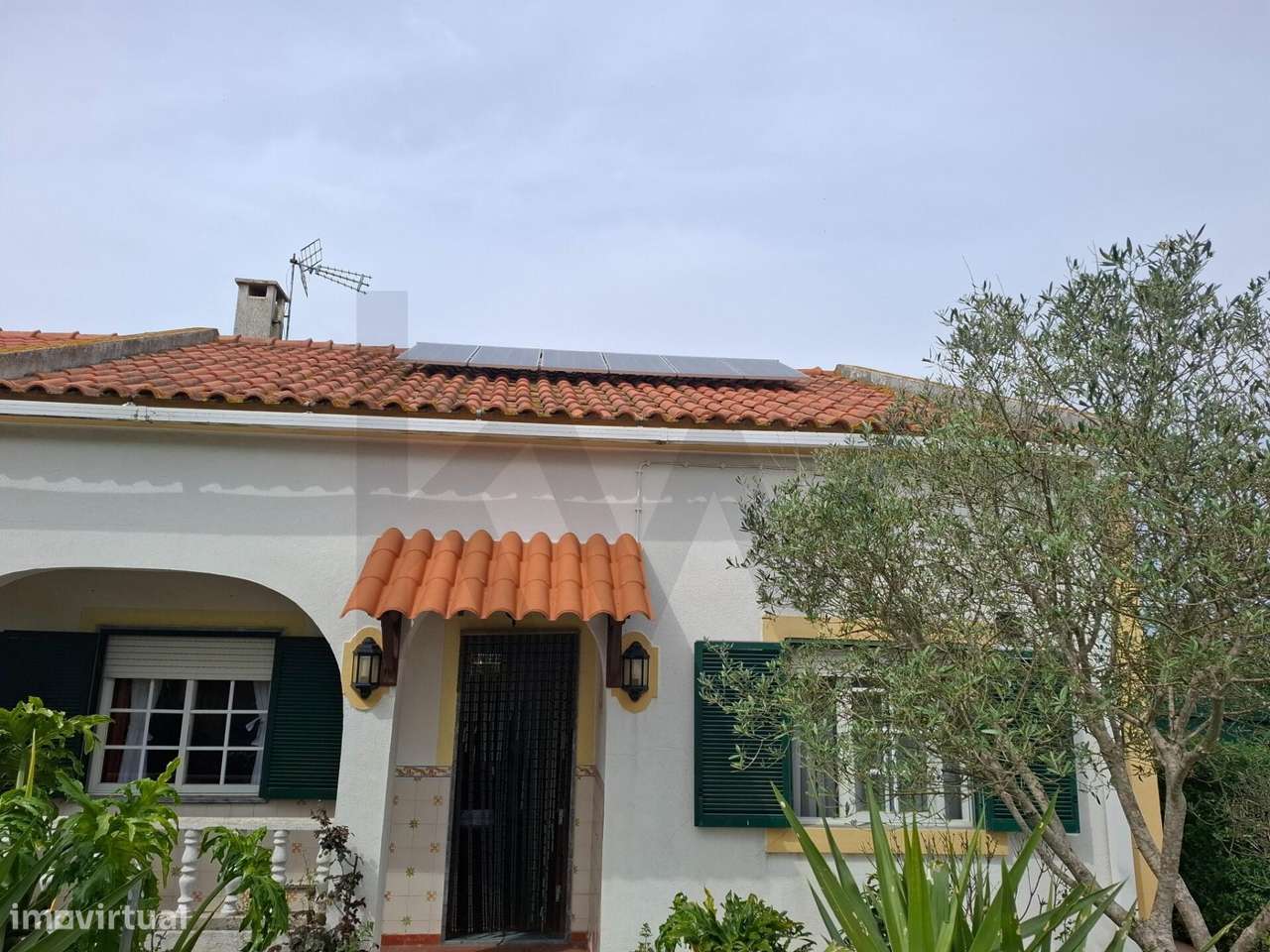 Lote de terreno com benfeitoria Palmela | Moradia T2 com 750mts2 de te - Grande imagem: 2/23