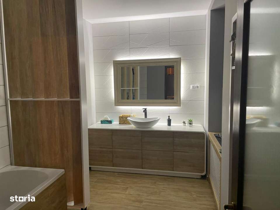 Apartament pe 2 nivele - Imagine principală: 4/12