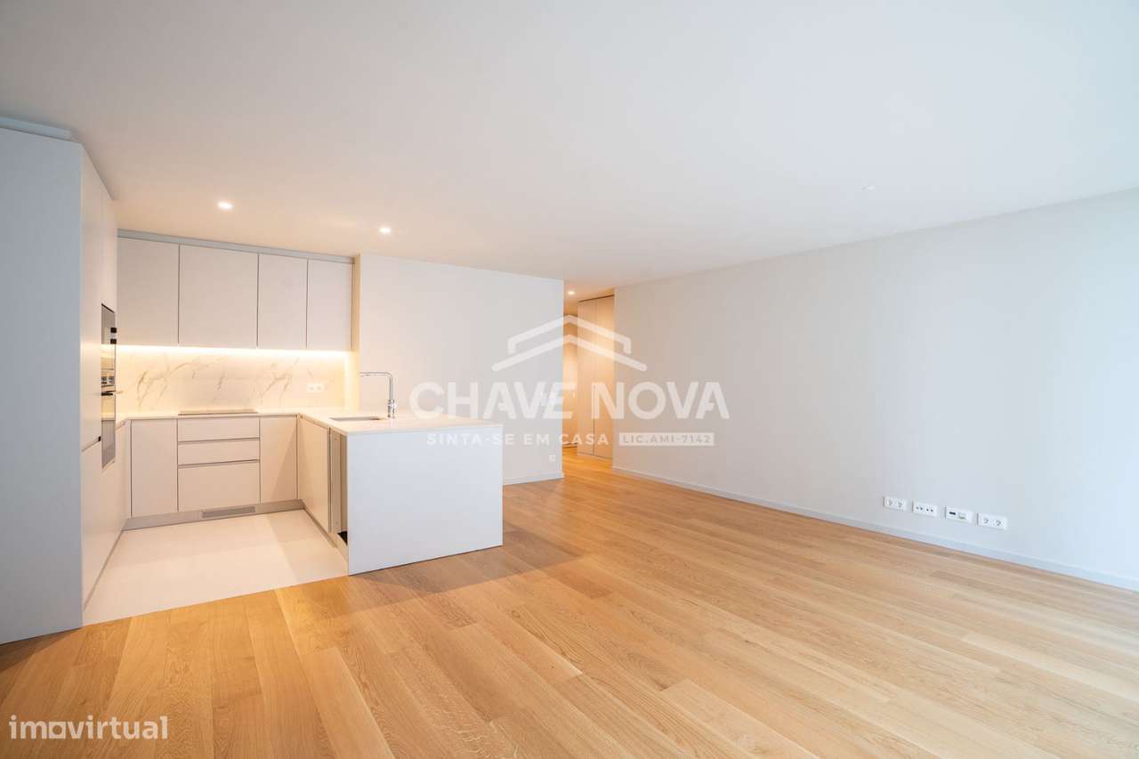 T3 c/ Vistas para a Foz do Douro em Vila Nova de Gaia - Grande imagem: 2/18