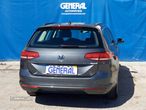 VW Passat 2.0 TDI Confortline DSG - 4