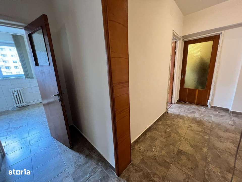 Bucur Obor- metrou la 1 min, 2 camere decomandat,-9