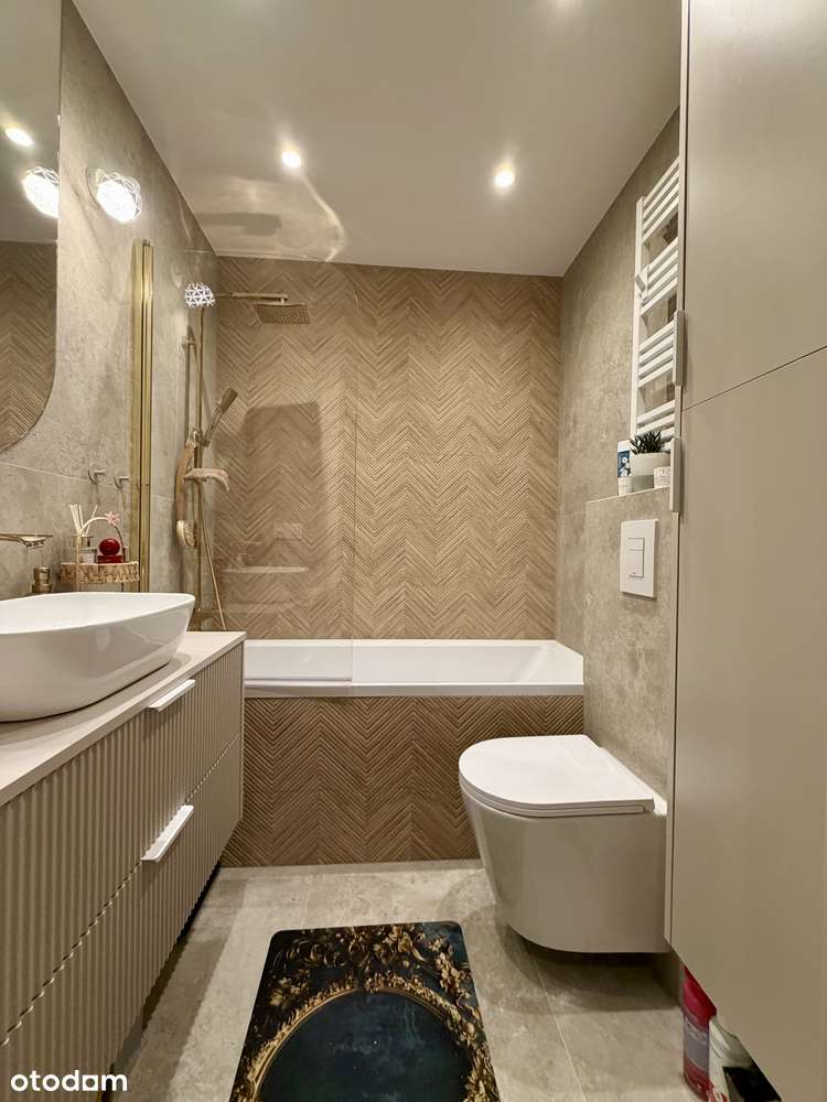 3 Pokojowe mieszkanie z balkonem po remoncie- Młodzianów-11