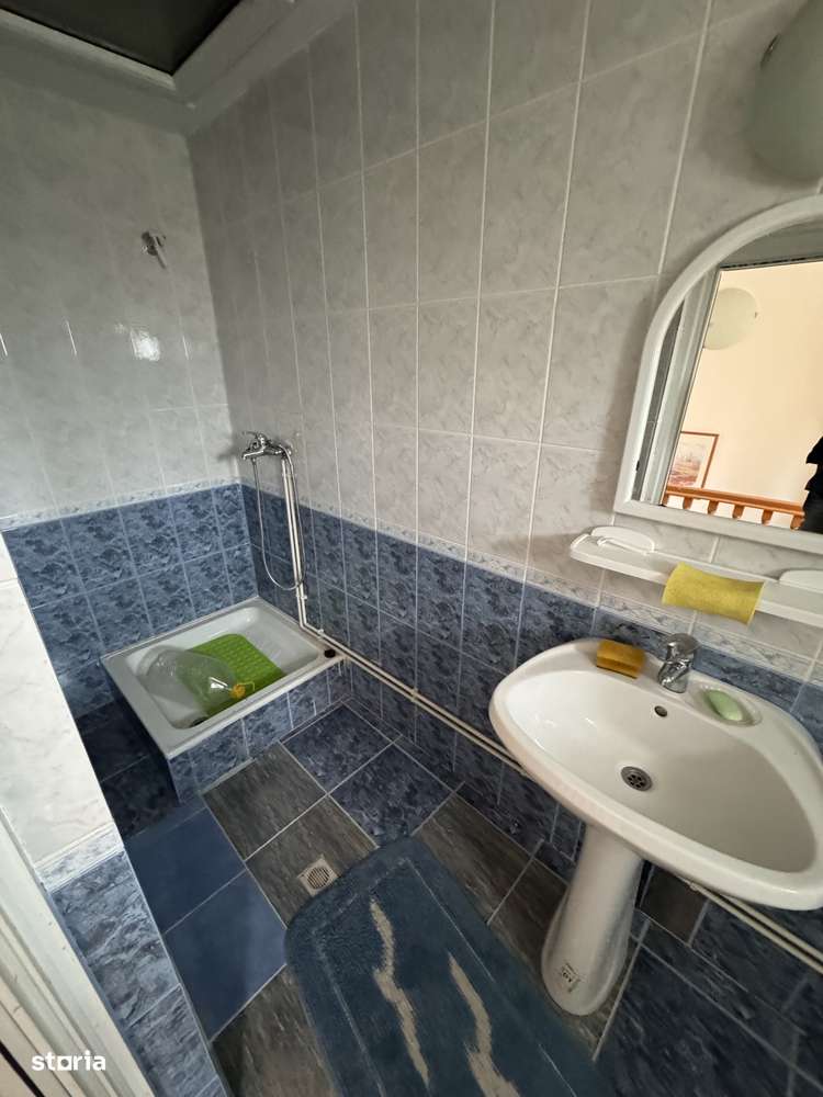 Garsoniera la curte Predeal - Imagine principală: 4/9