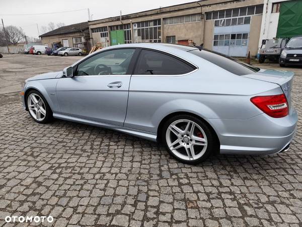 Mercedes-Benz Klasa C - 2