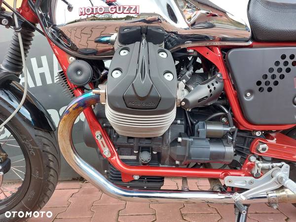 Moto Guzzi V7 - 18