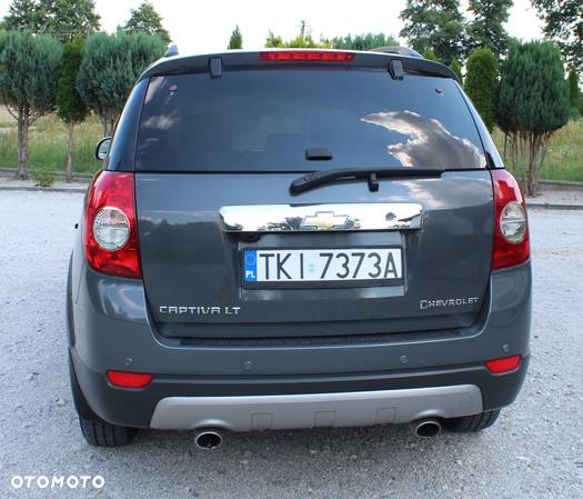 Chevrolet Captiva 2.0 d LT medium - 9