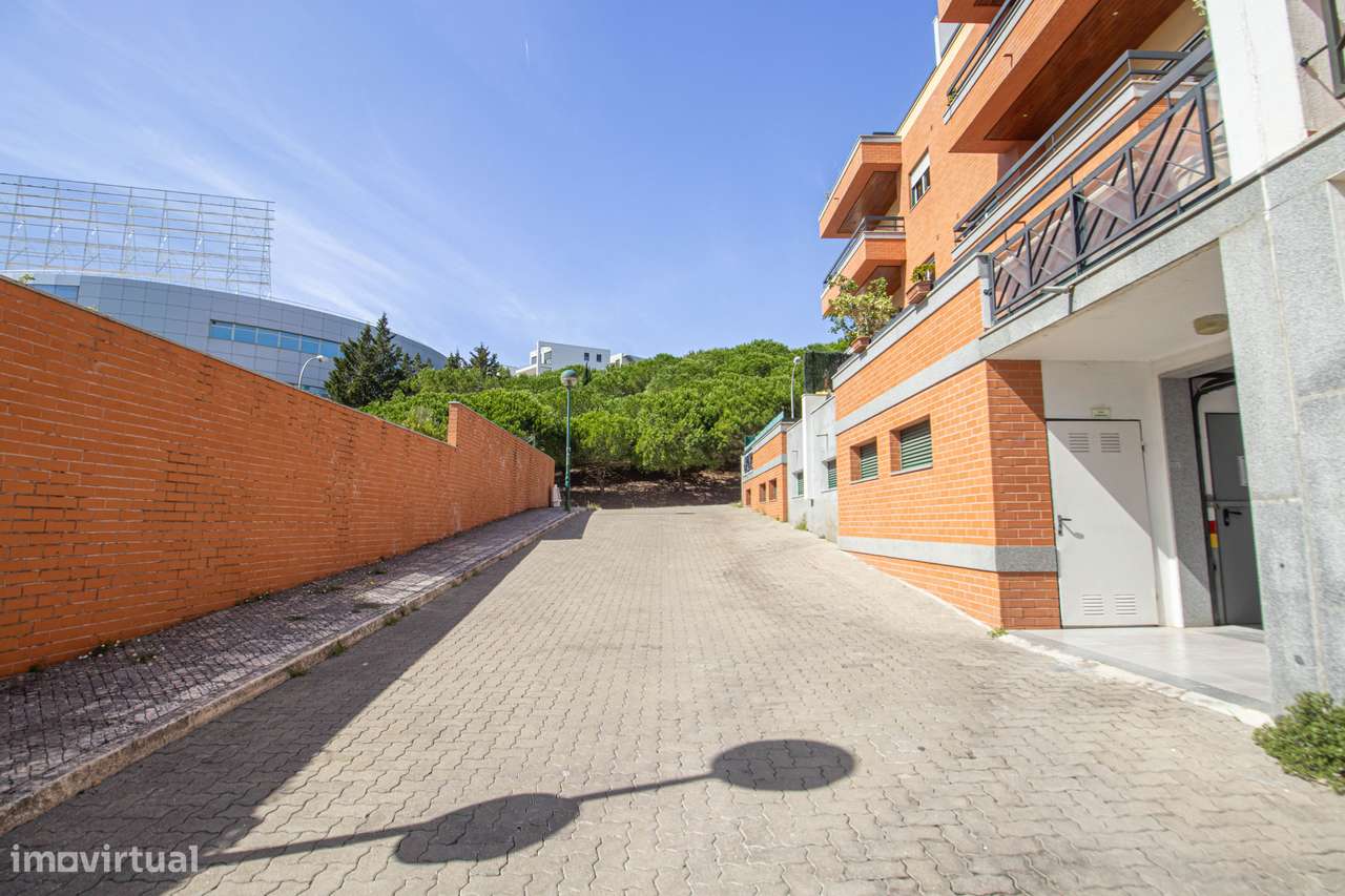 Apartamento T2+1 com terraço-30