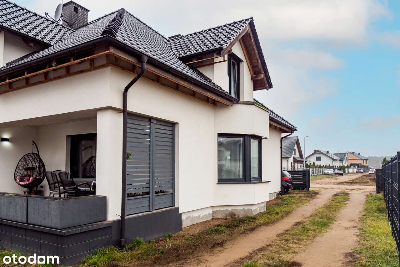 Komfortowy/6 pokoi/garaż/wiata/ładnie urządzony/wysoki standard-19