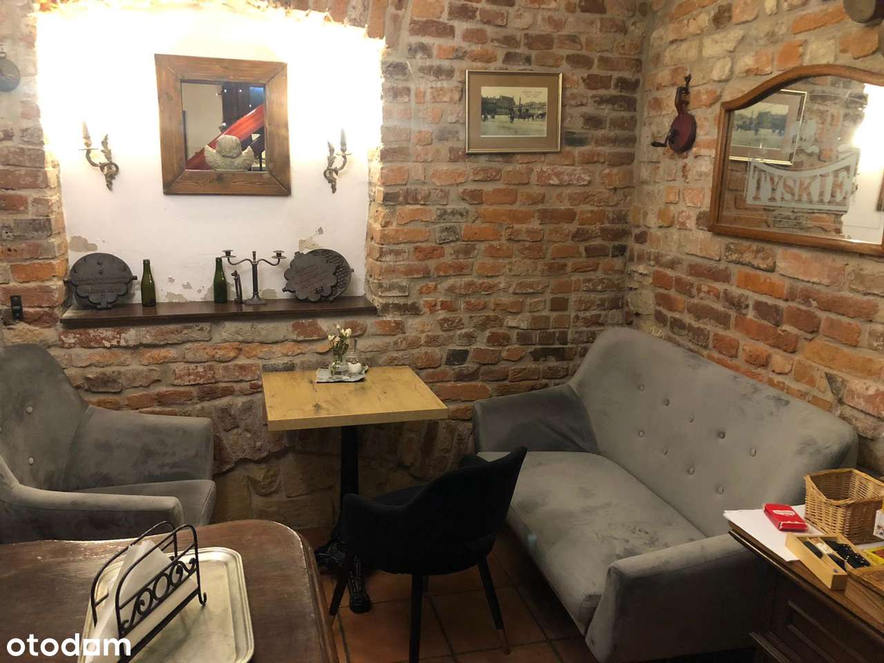 Klimatyczny lokal gastronomiczny w samym sercu Oświęcimia-8