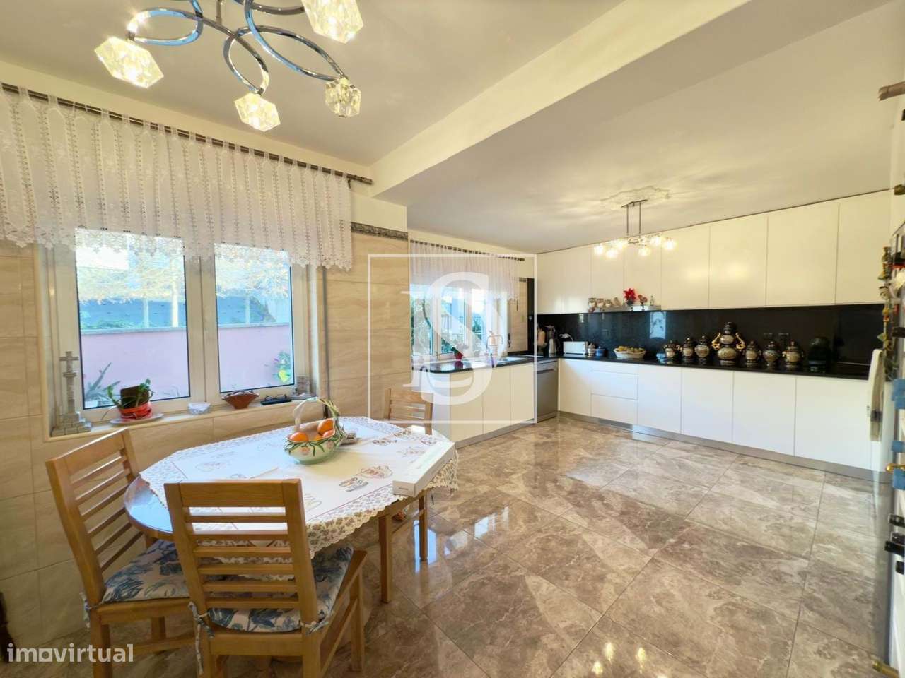 Moradia T7 com escritório-21