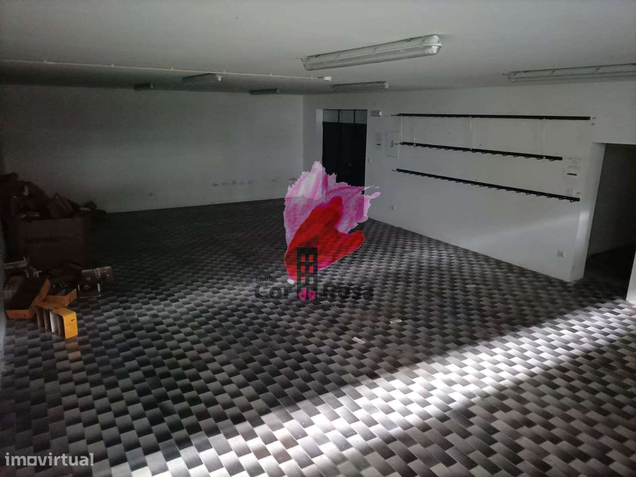 Loja para comercio – Quintã – Azurem - Grande imagem: 5/9