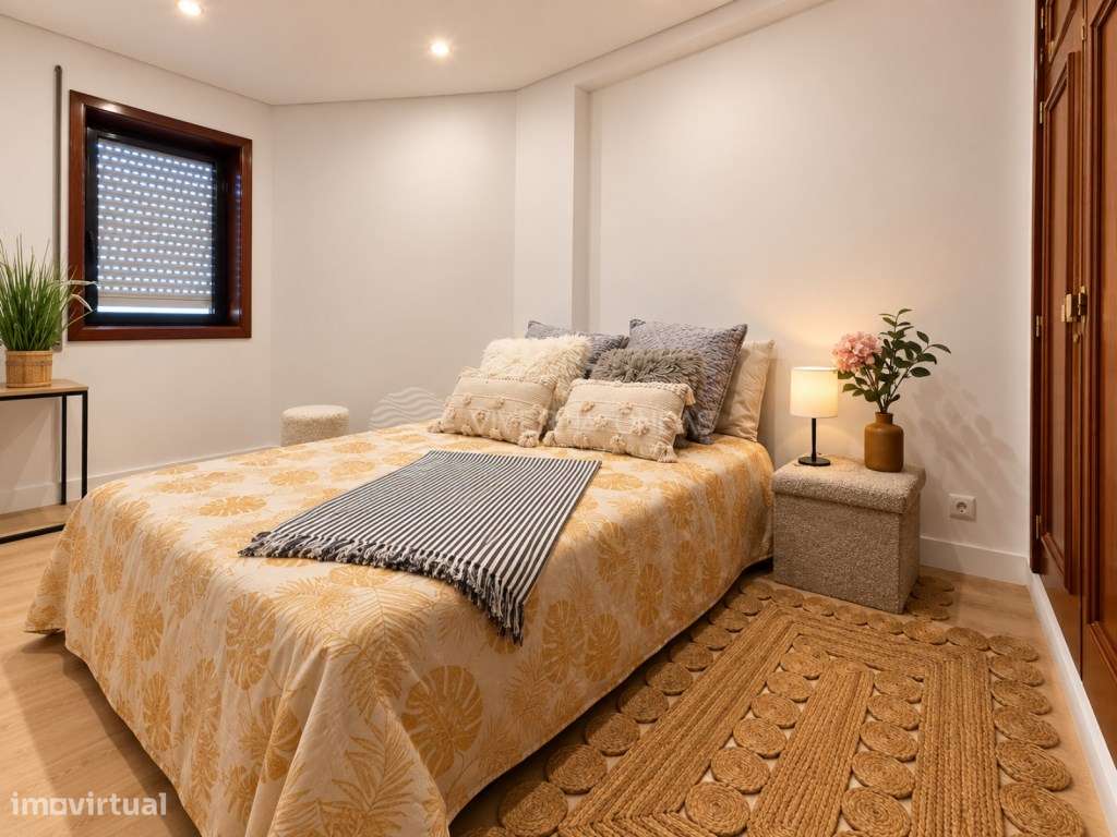 T2 Duplex com Terraço à porta da estação das Devesas e do Futuro Me...-20