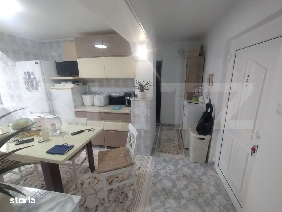 Apartament 2 camere,48mp,decomandat,etaj 3,zona centrala Nasaud - Imagine principală: 4/6