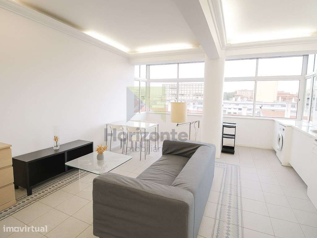 Apartamento T2 Mobilado e Acolhedor junto Parque das Conchas - Grande imagem: 3/28