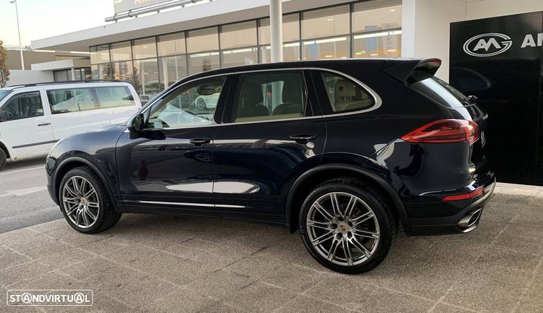 Porsche Cayenne Platinum Edition - 6